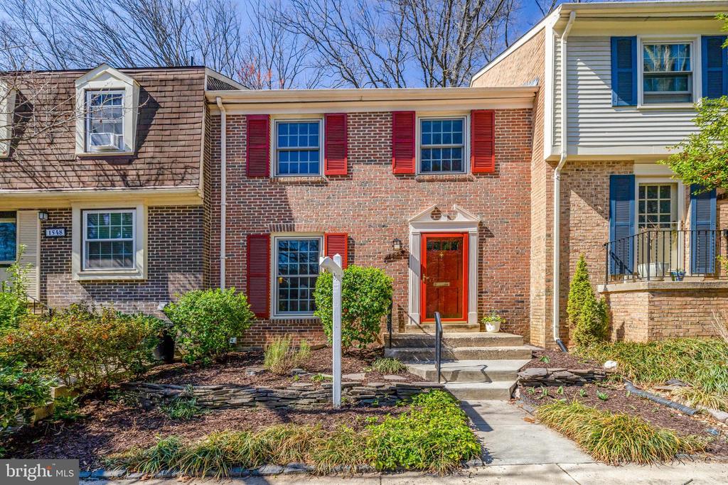 1546 Chatham Colony Ct