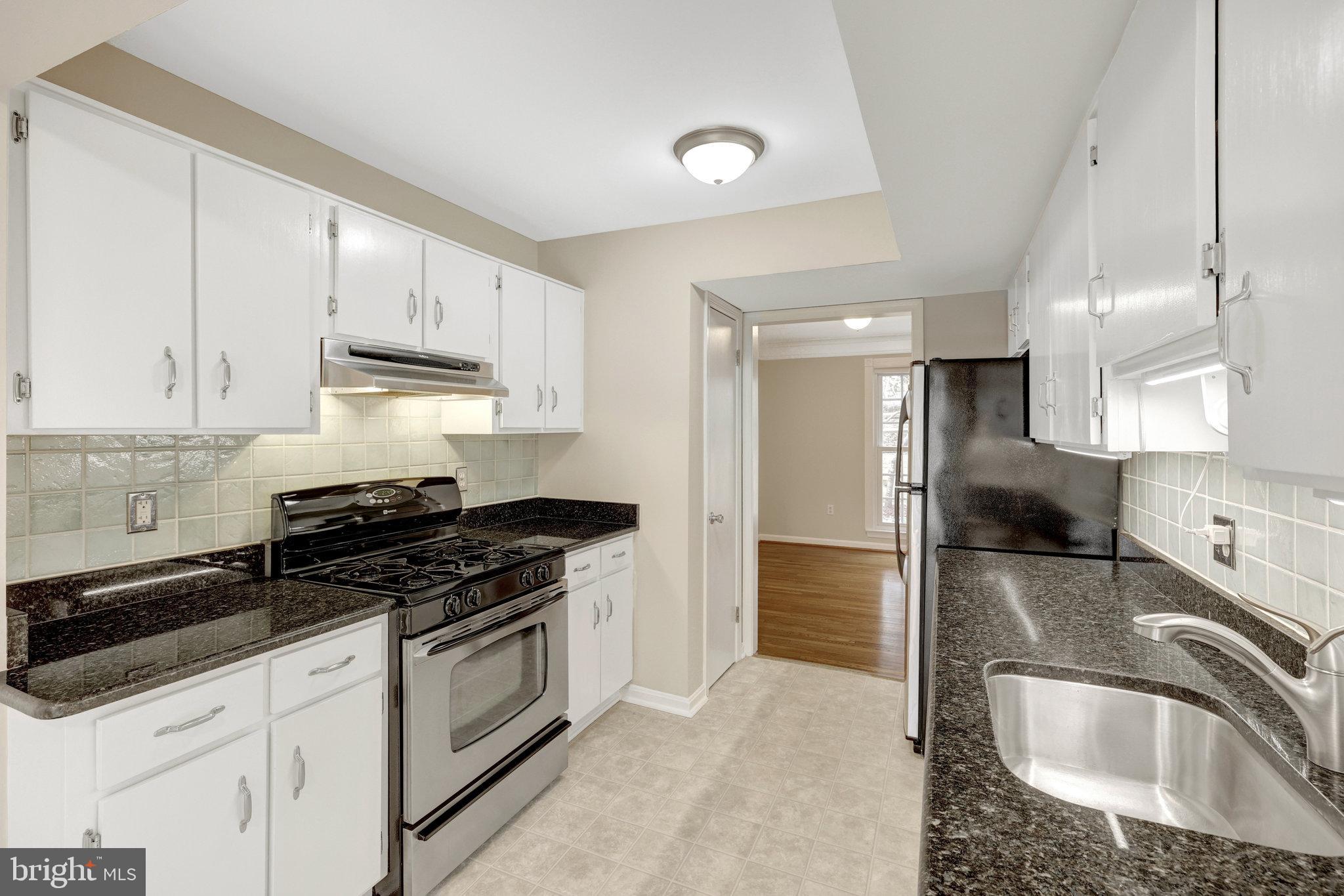 1546 Chatham Colony Ct