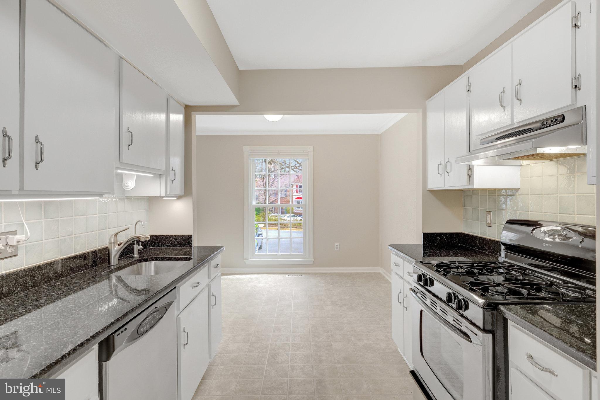 1546 Chatham Colony Ct