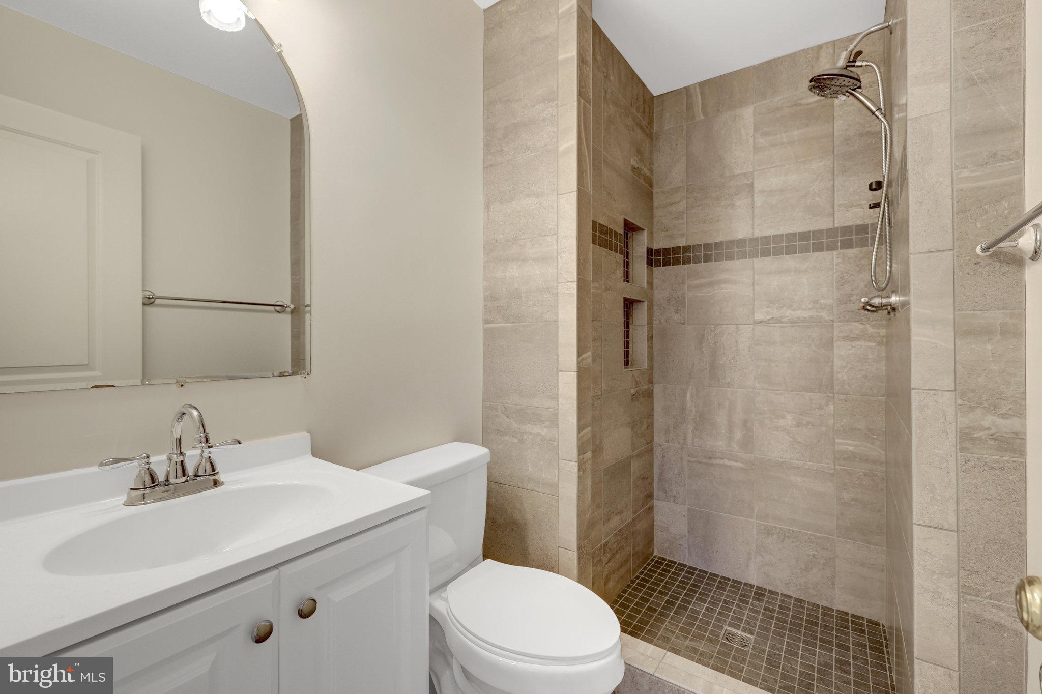 1546 Chatham Colony Ct