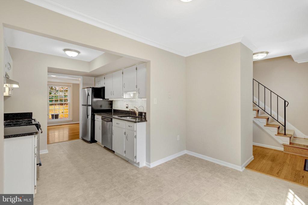 1546 Chatham Colony Ct