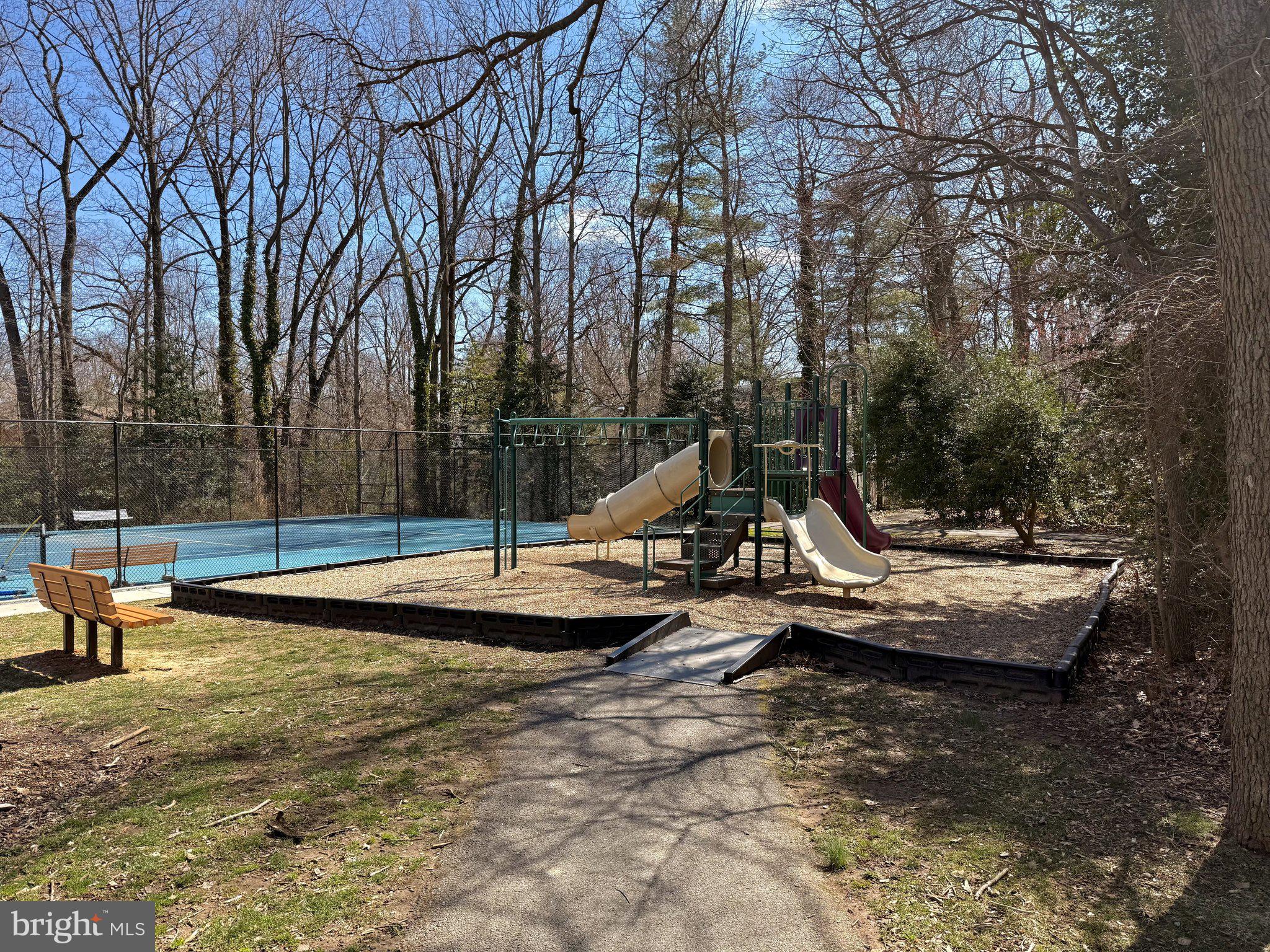 1546 Chatham Colony Ct