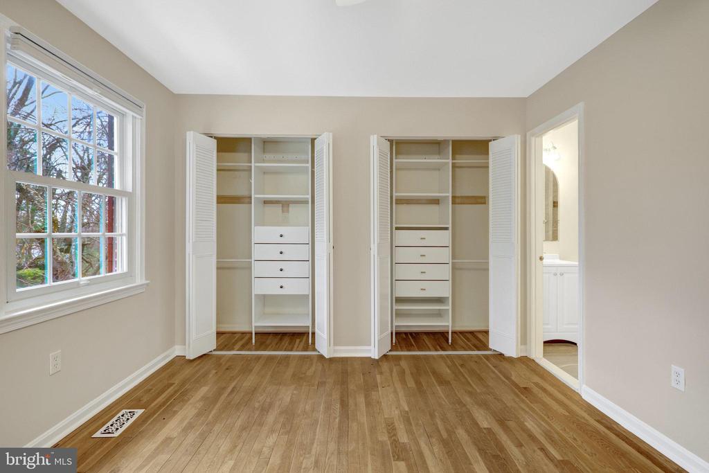 1546 Chatham Colony Ct