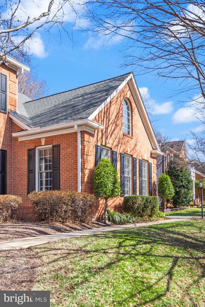 11592 Cedar Chase Rd