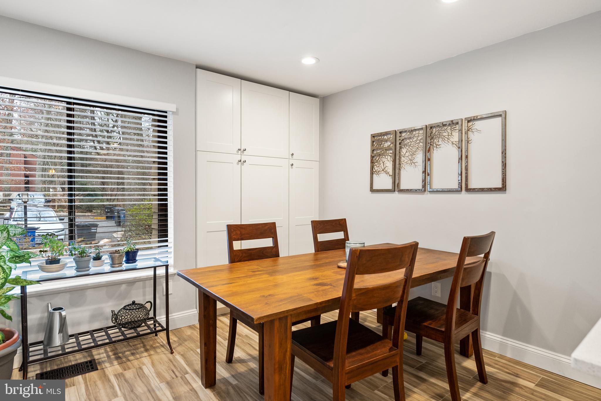 11512 HEARTHSTONE COURT