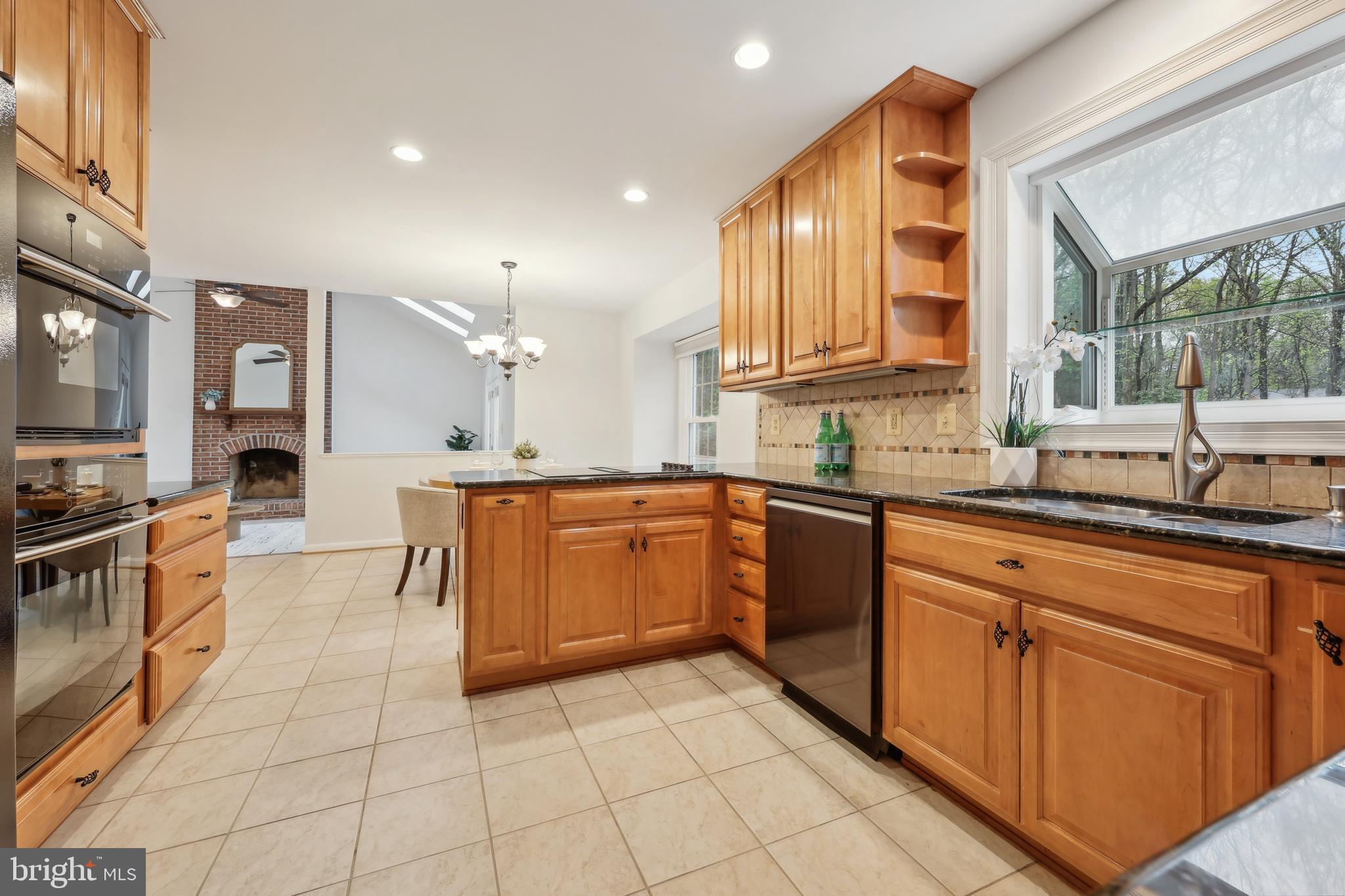 2912 OAKTON RIDGE CIRCLE