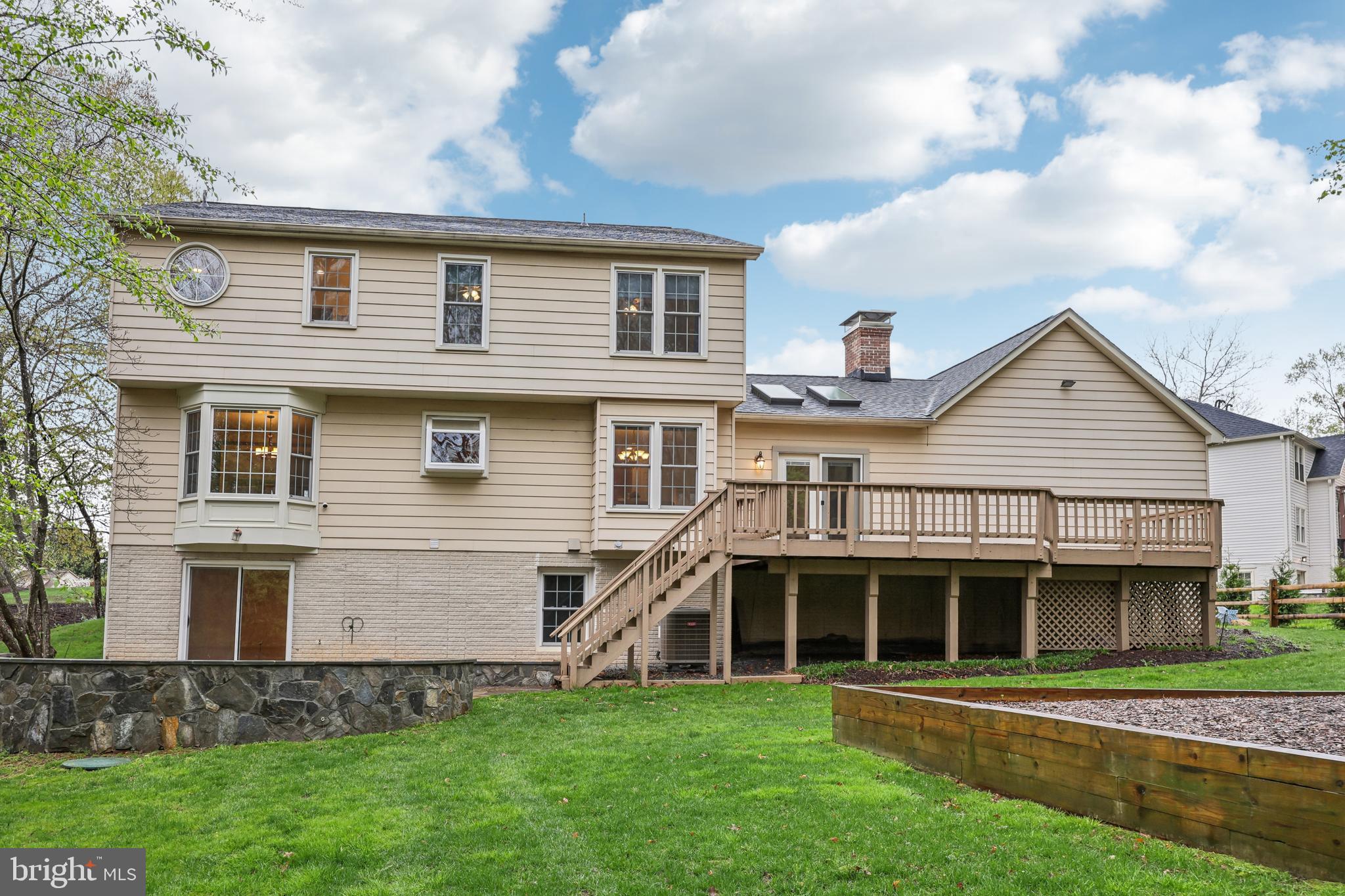 2912 OAKTON RIDGE CIRCLE