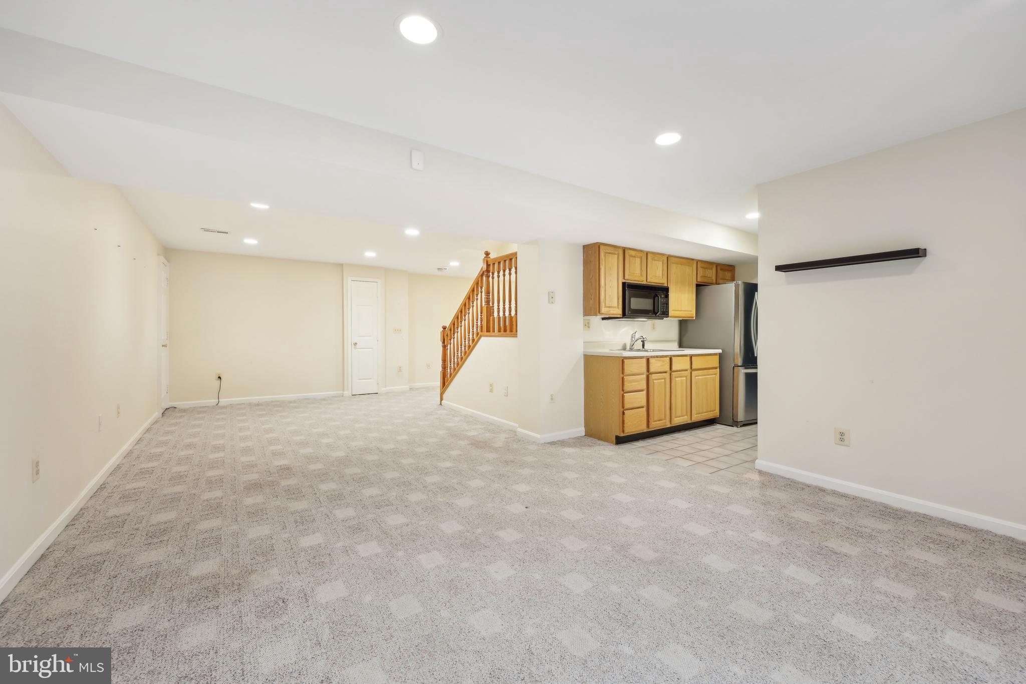 2912 OAKTON RIDGE CIRCLE