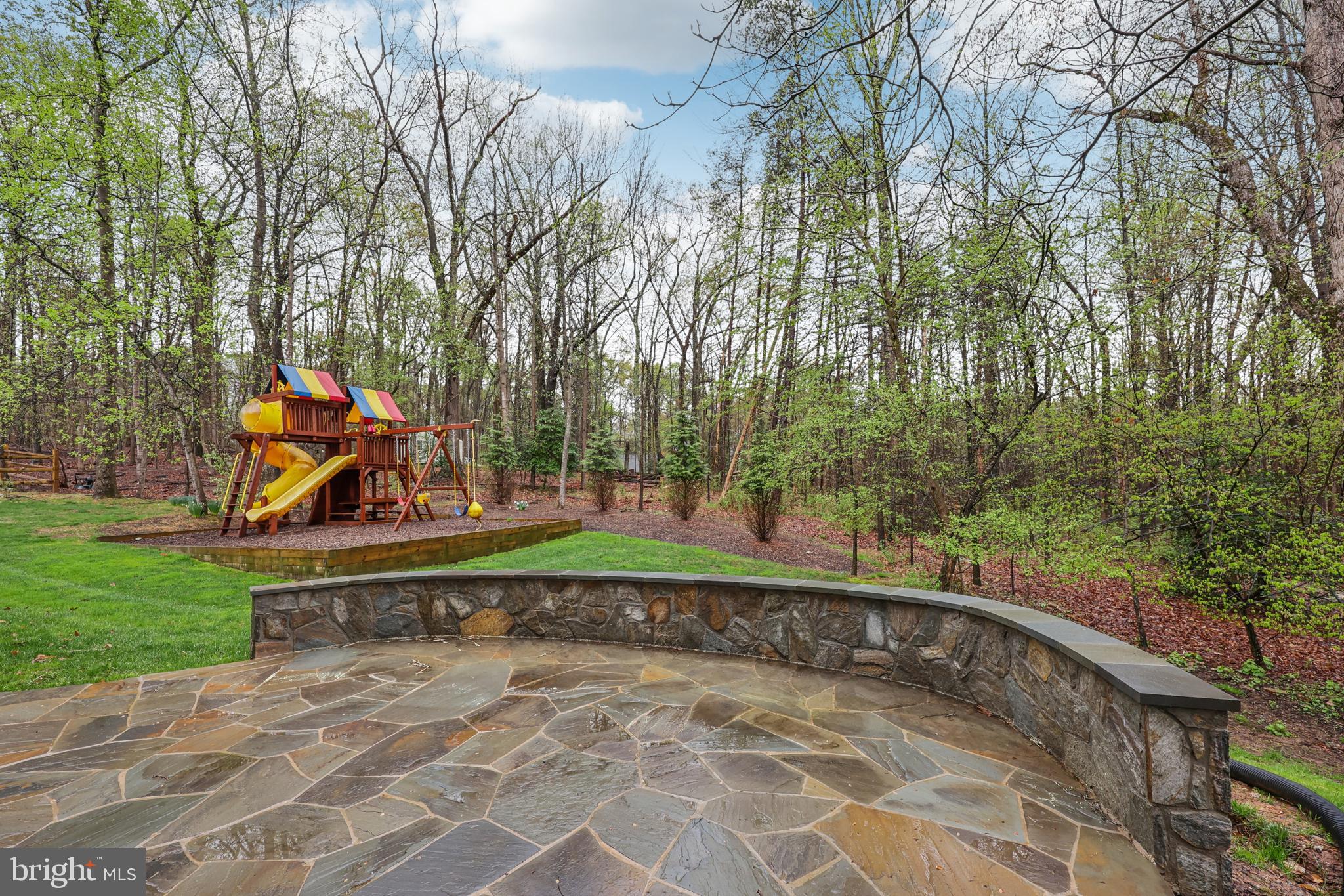 2912 OAKTON RIDGE CIRCLE