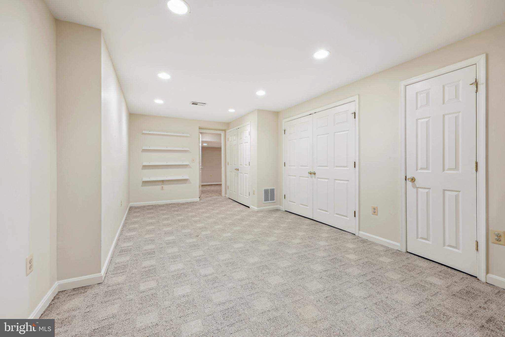 2912 OAKTON RIDGE CIRCLE