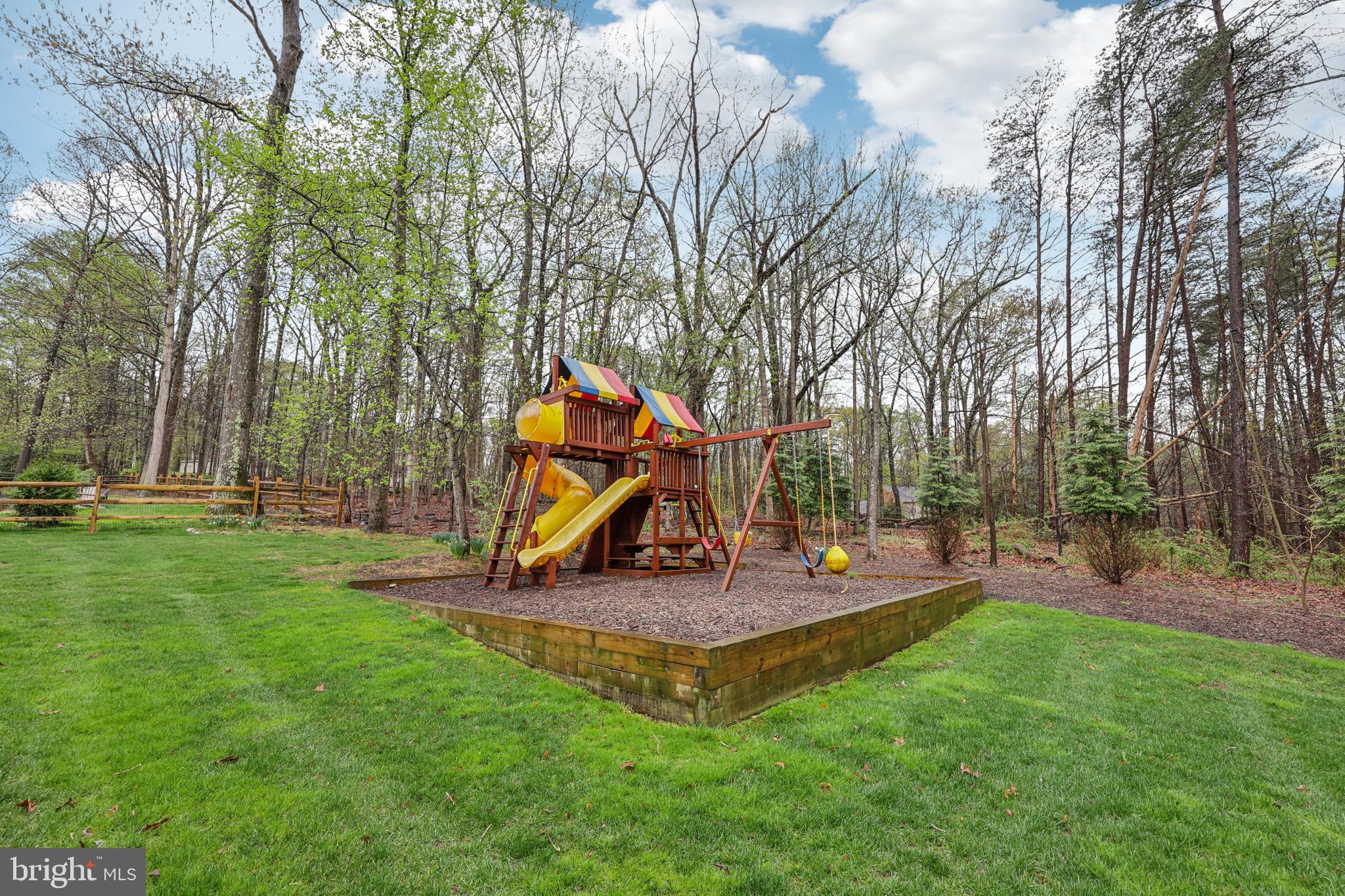 2912 OAKTON RIDGE CIRCLE