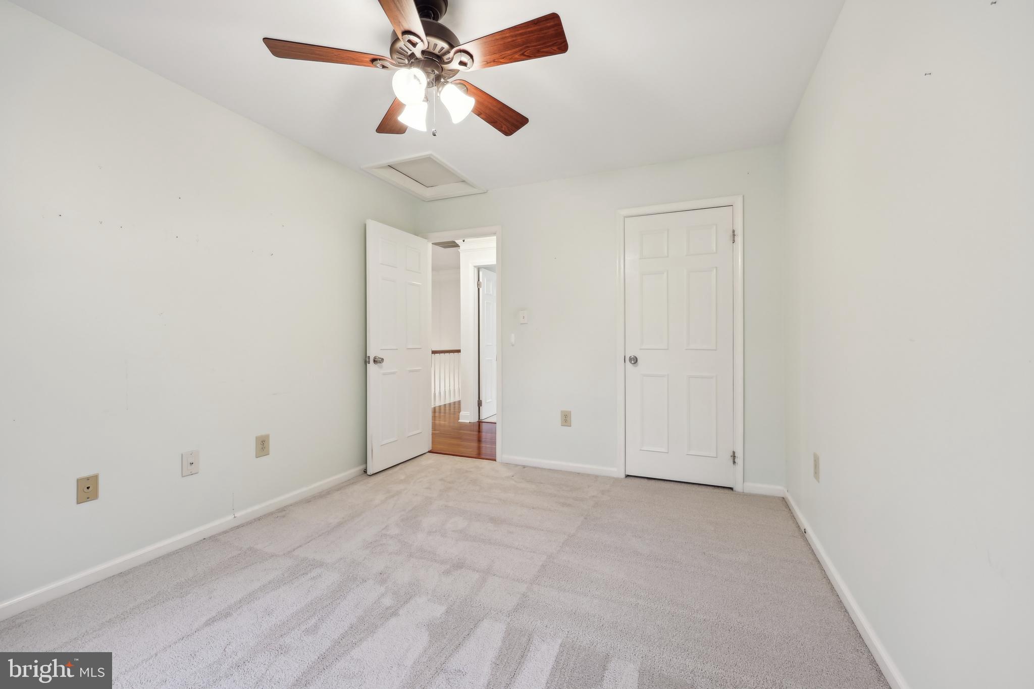 2912 OAKTON RIDGE CIRCLE