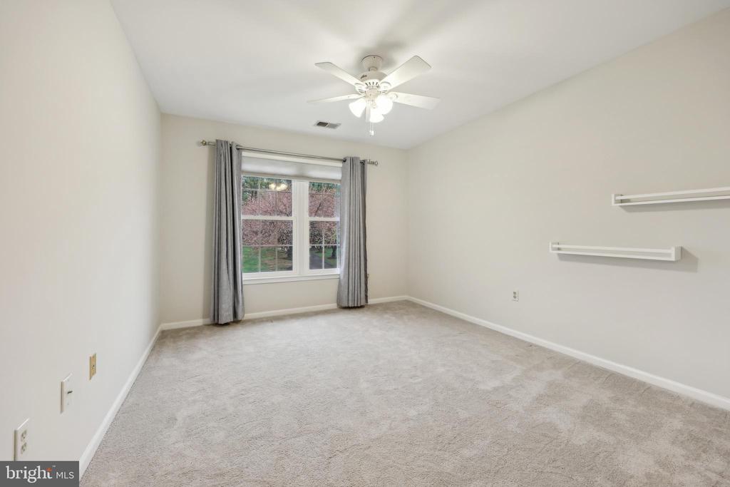 2912 OAKTON RIDGE CIRCLE