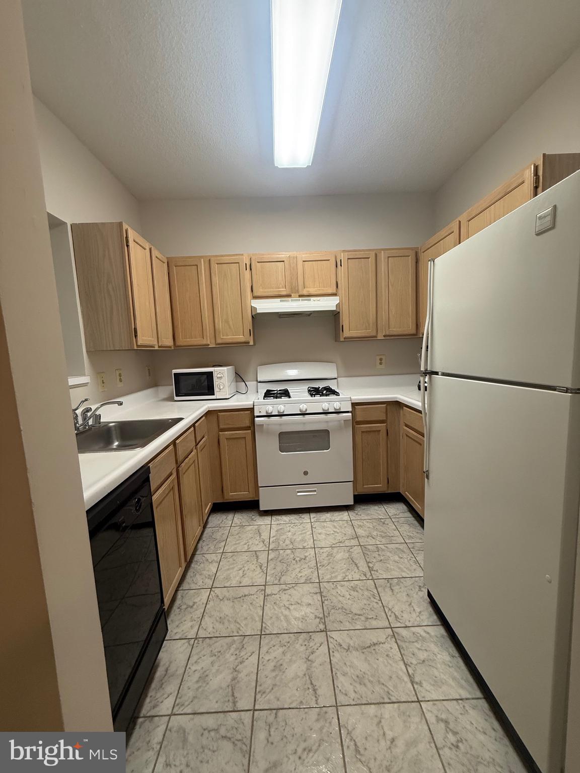 12012 TALIESIN PL #24