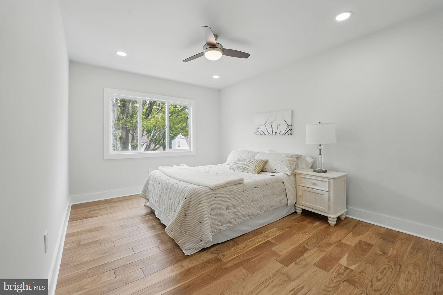 1496 Roundleaf Ct