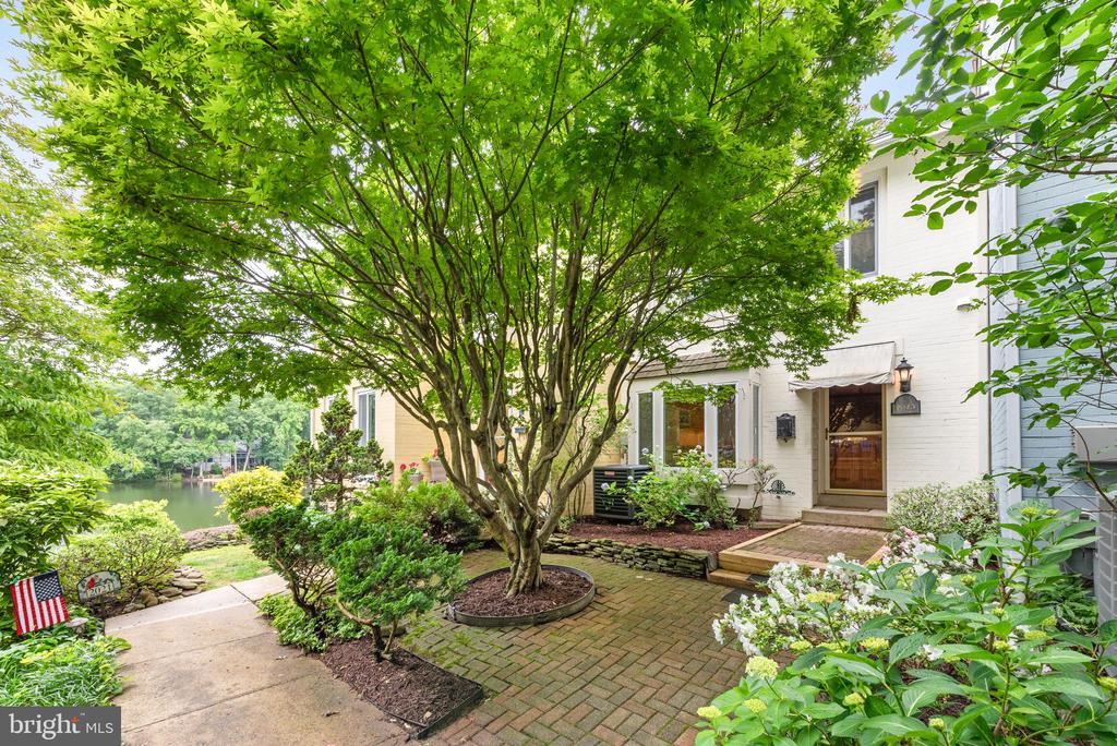 2023 CHADDS FORD DR