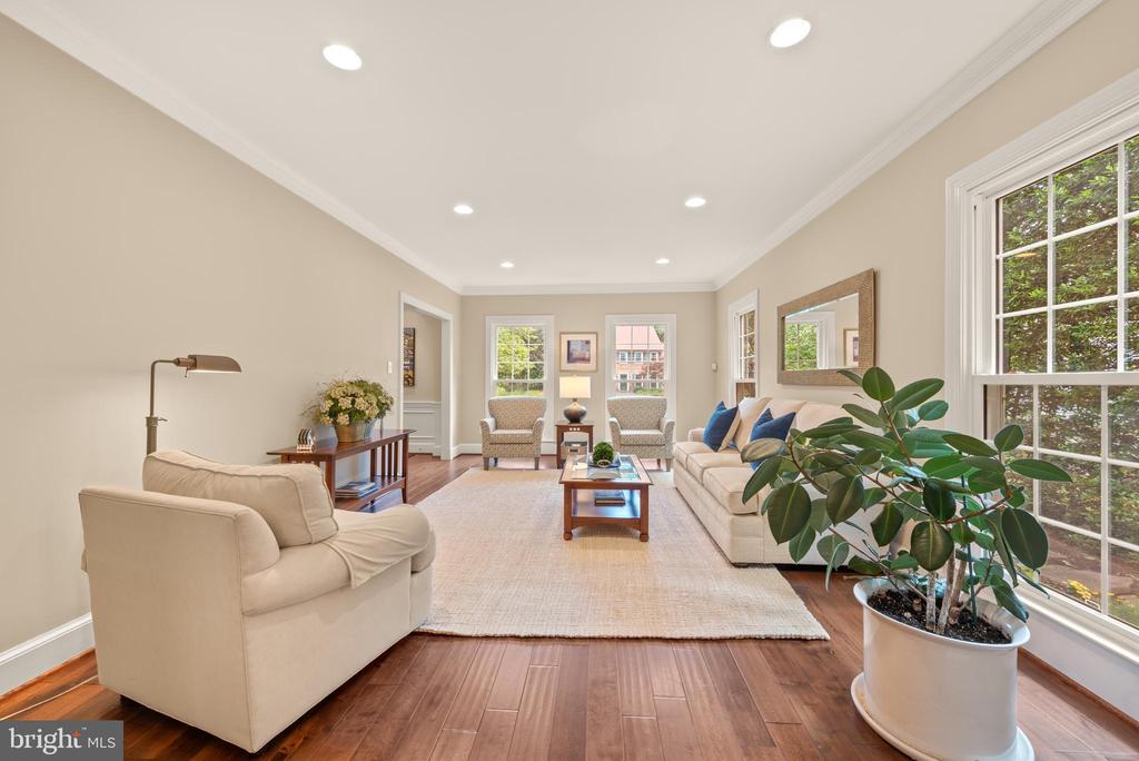 11909 WINSTEAD LANE