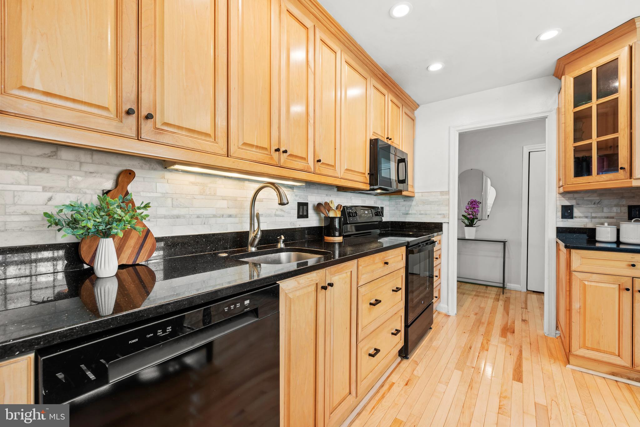 11612 CLIPSTONE LANE