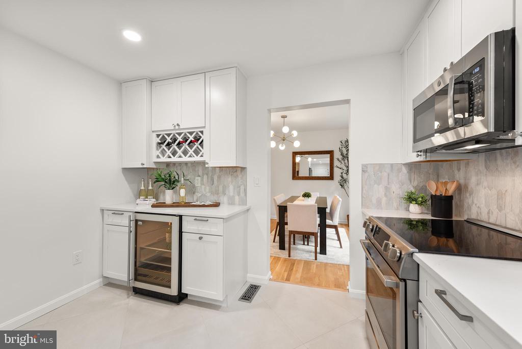 1802 CRANBERRY LANE