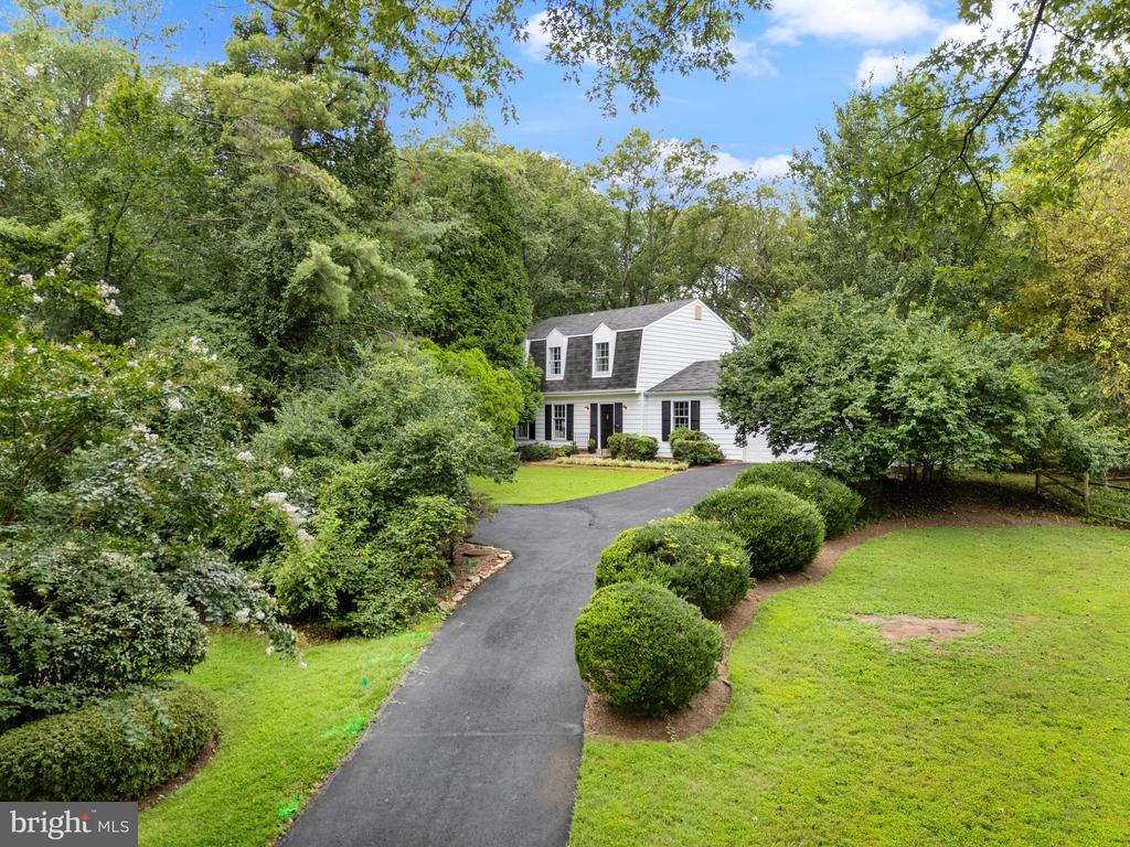 1802 CRANBERRY LANE
