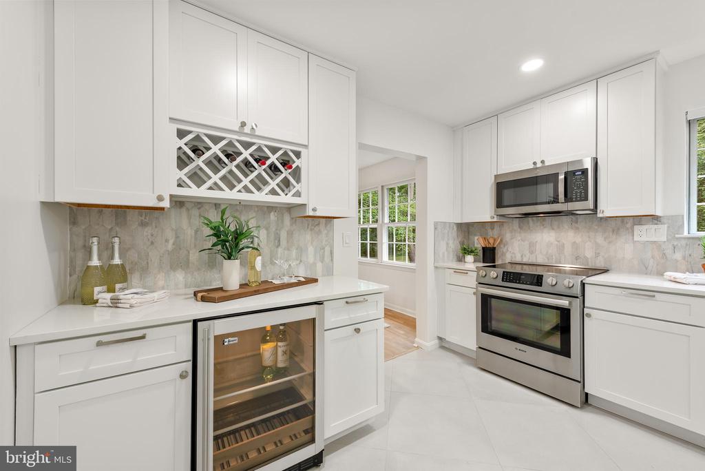 1802 CRANBERRY LANE