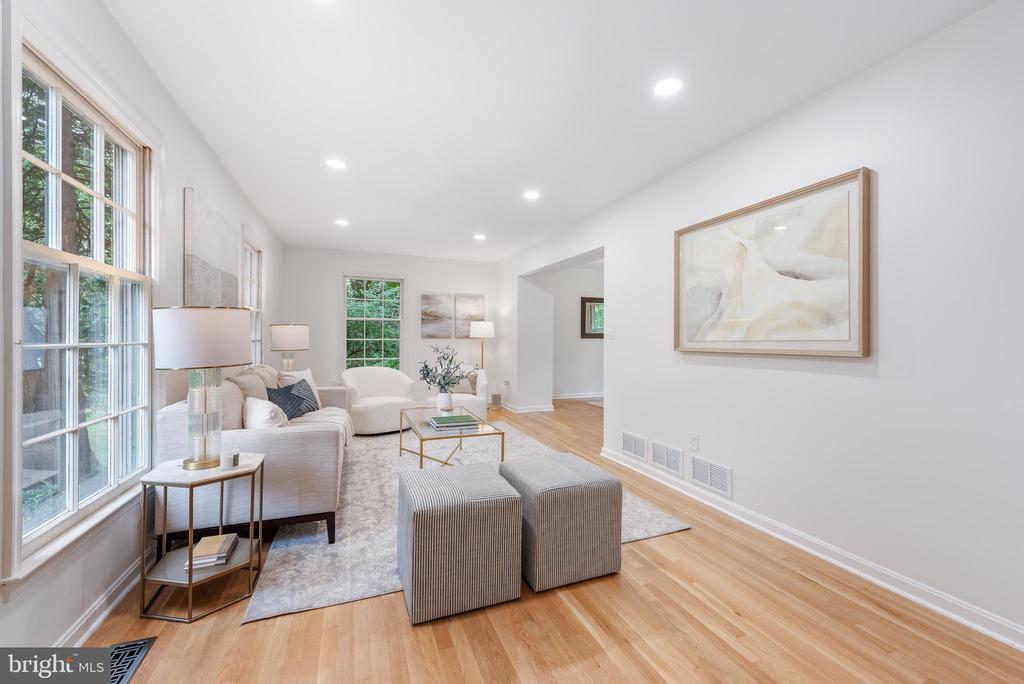1802 CRANBERRY LANE