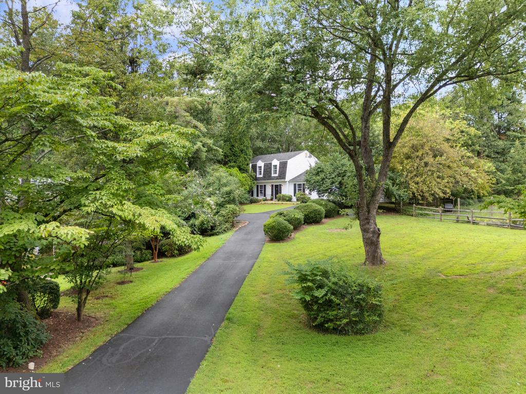 1802 CRANBERRY LANE