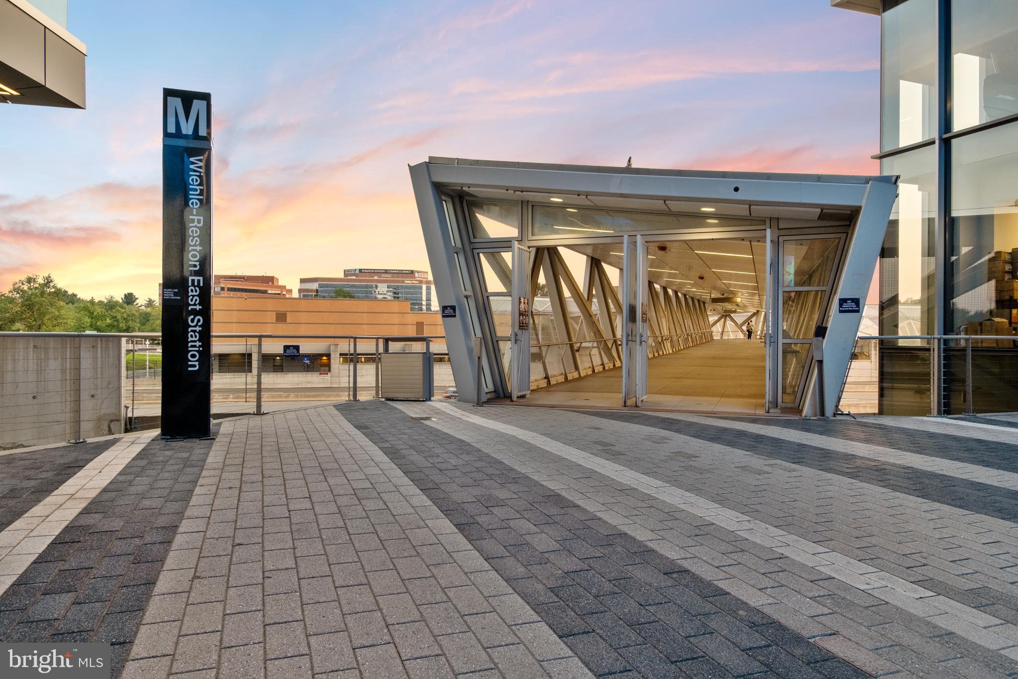 2082 COBBLESTONE LANE