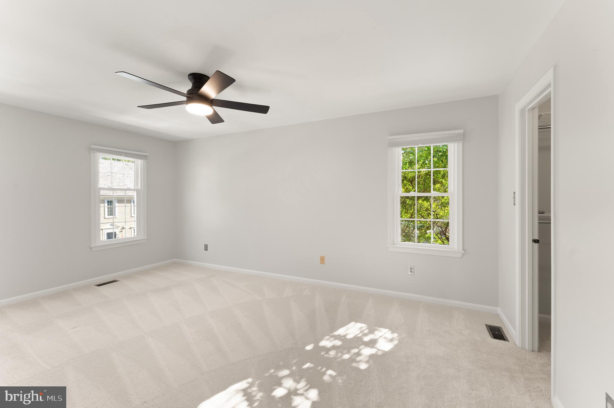 2082 COBBLESTONE LANE