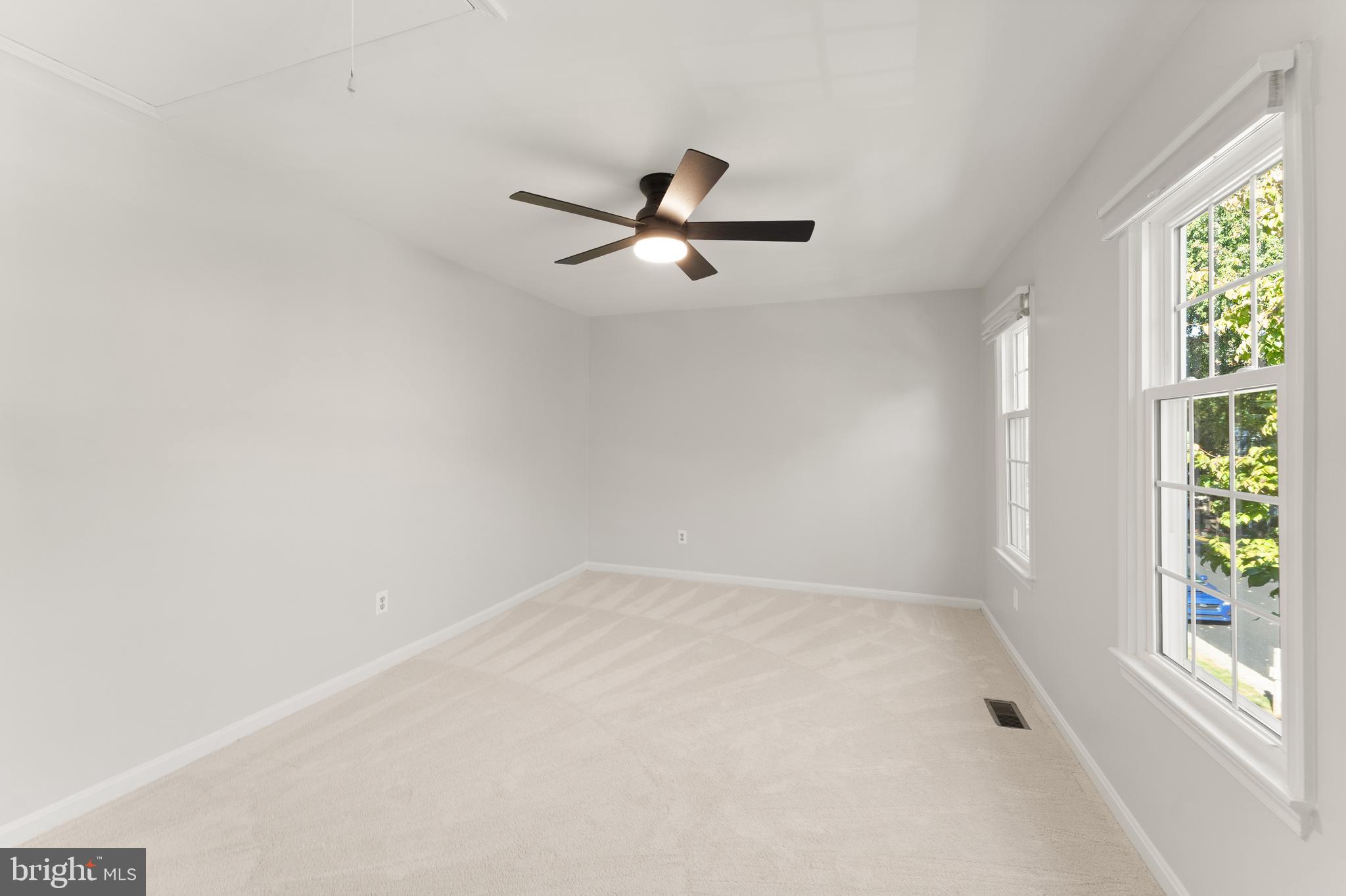 2082 COBBLESTONE LANE