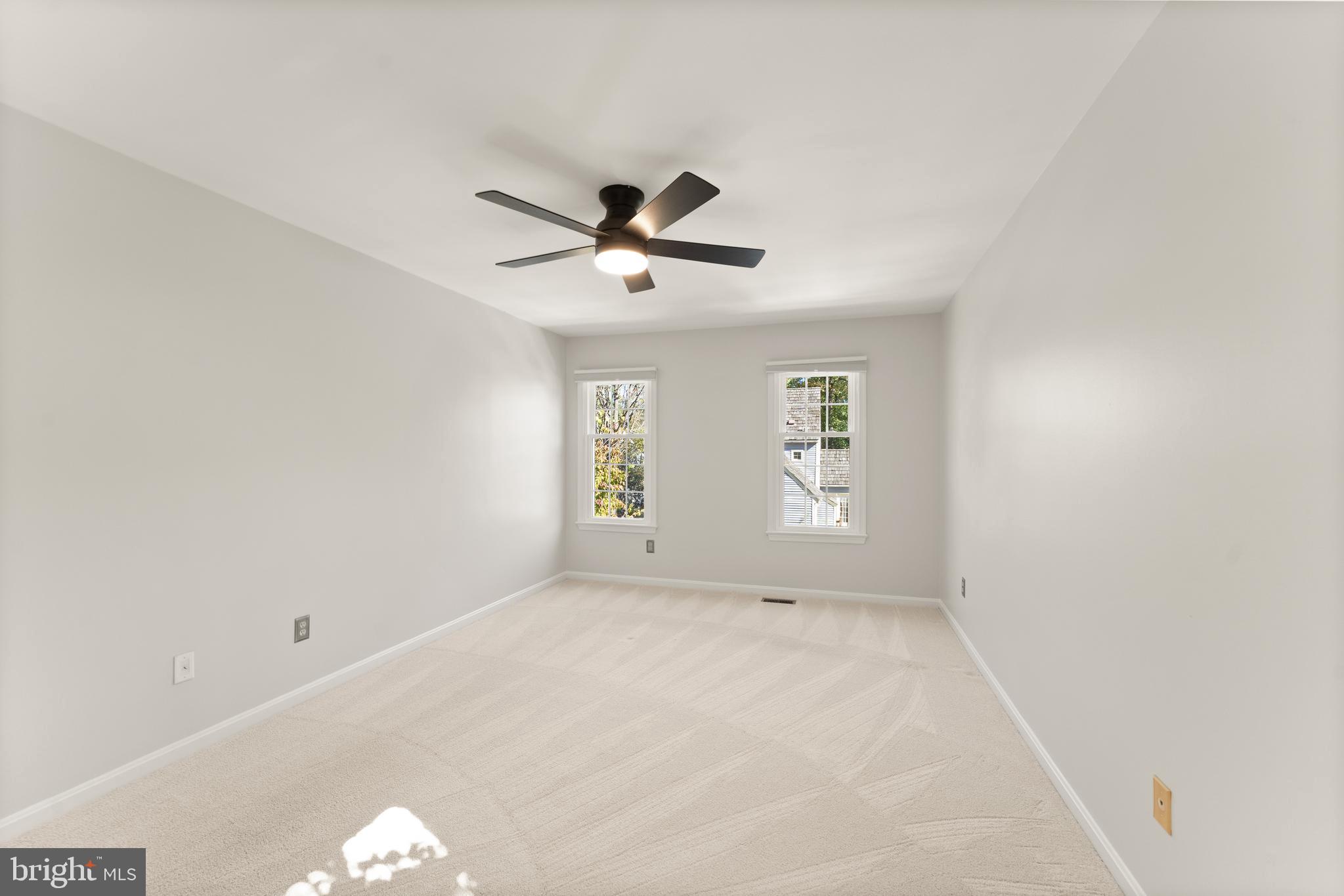 2082 COBBLESTONE LANE