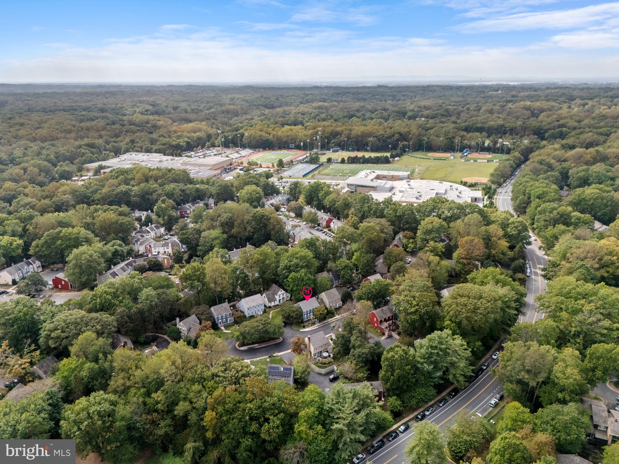 2082 COBBLESTONE LANE