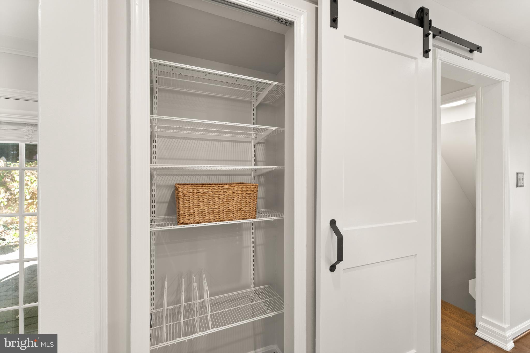 2082 COBBLESTONE LANE