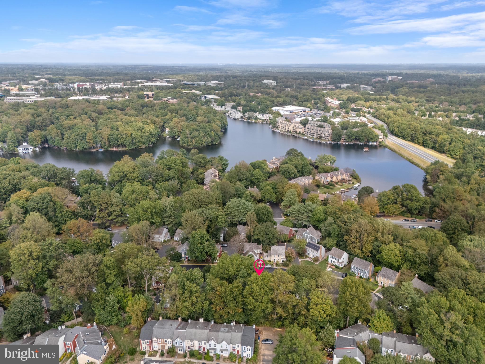 2082 COBBLESTONE LANE