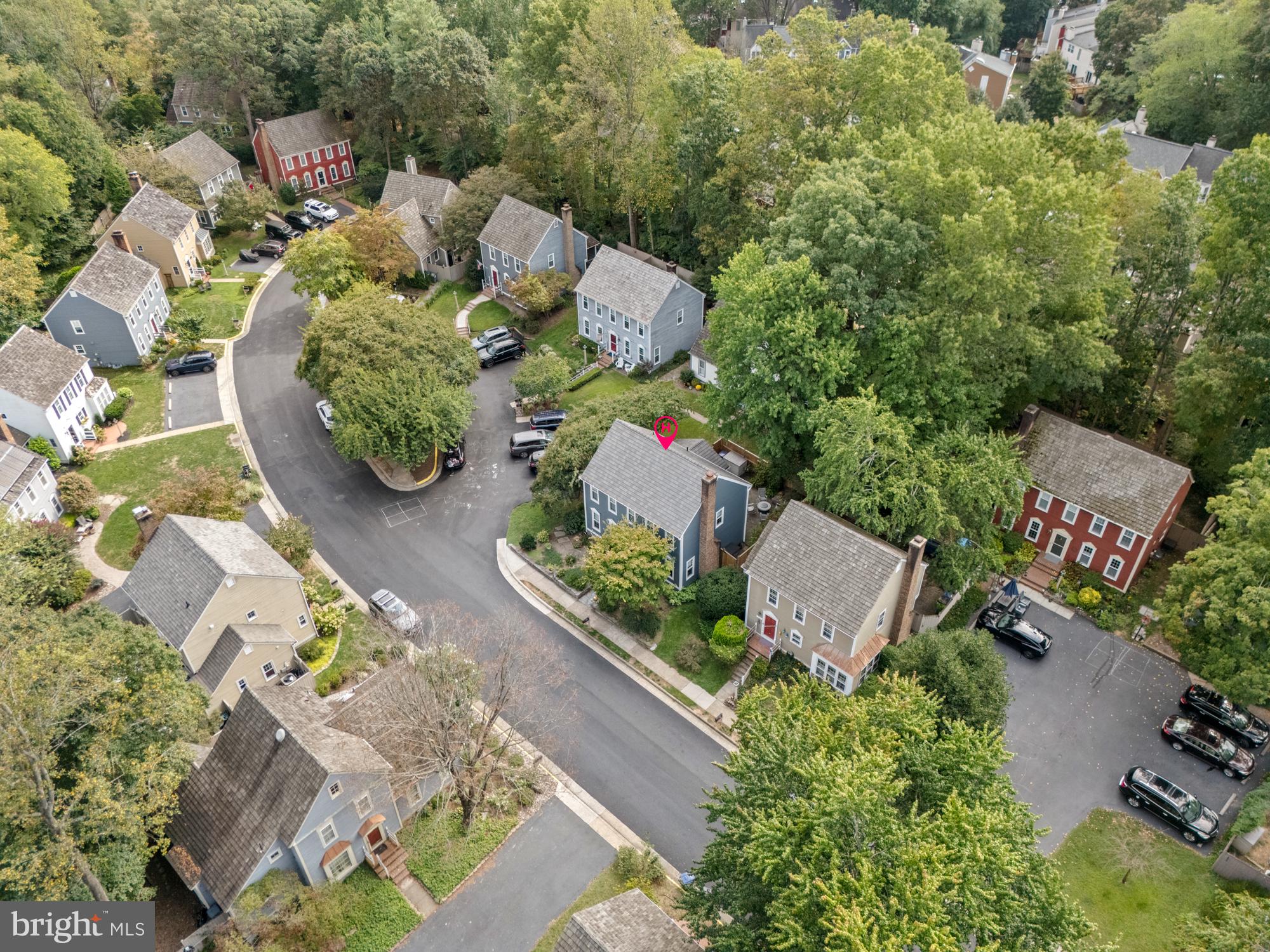 2082 COBBLESTONE LANE