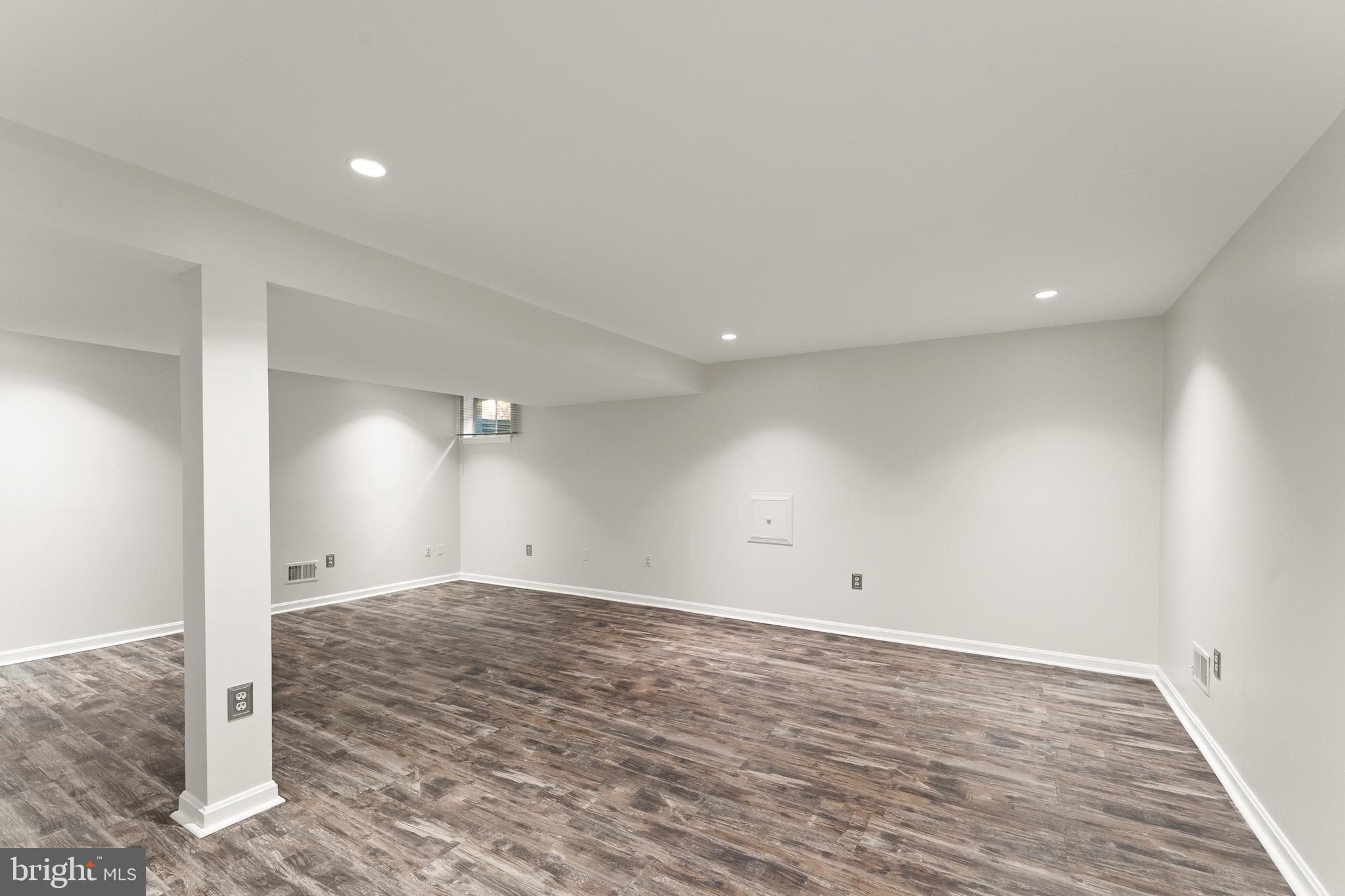 2082 COBBLESTONE LANE