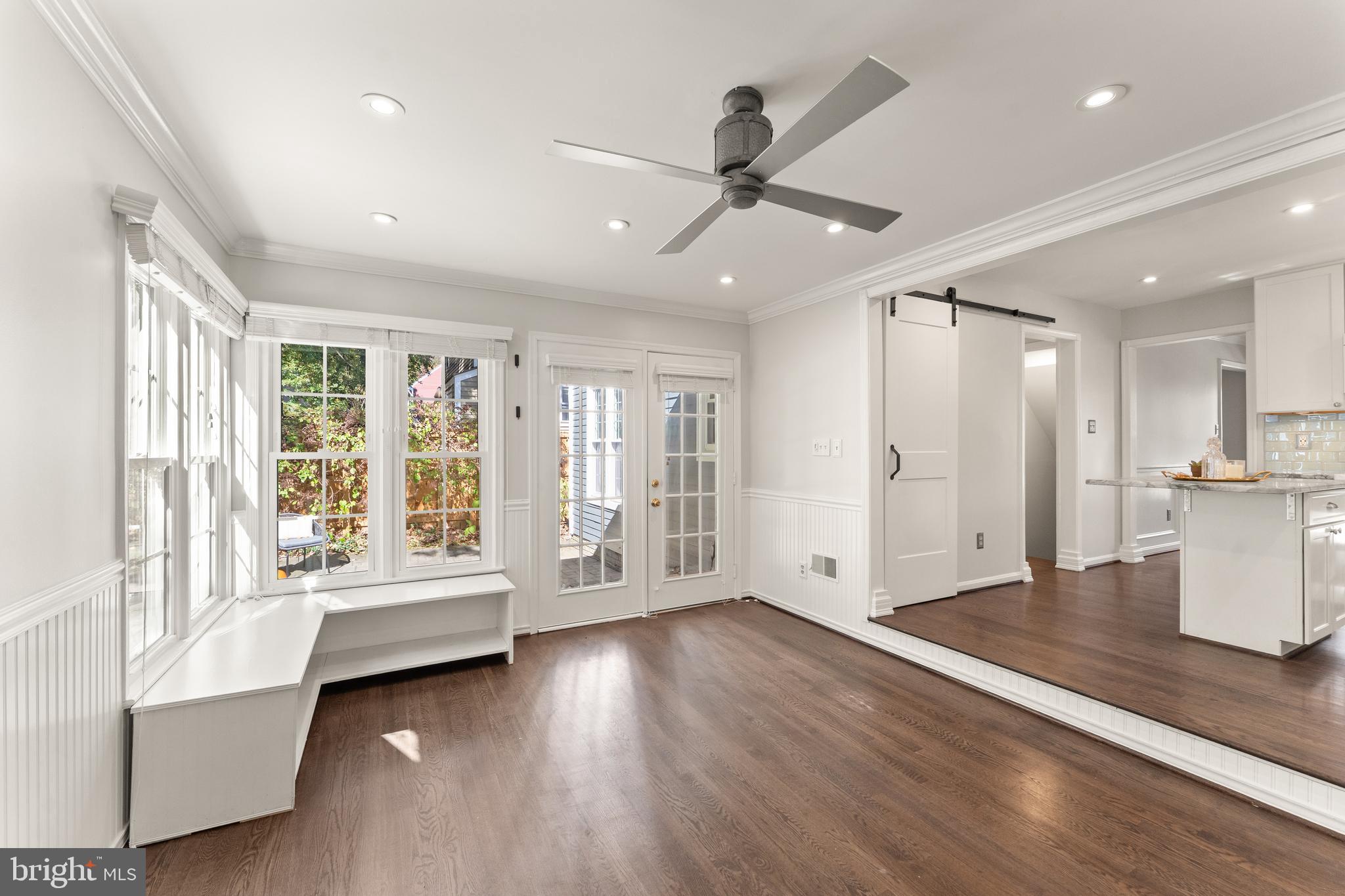 2082 COBBLESTONE LANE