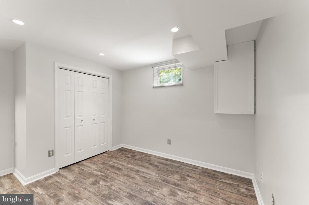 2082 COBBLESTONE LANE