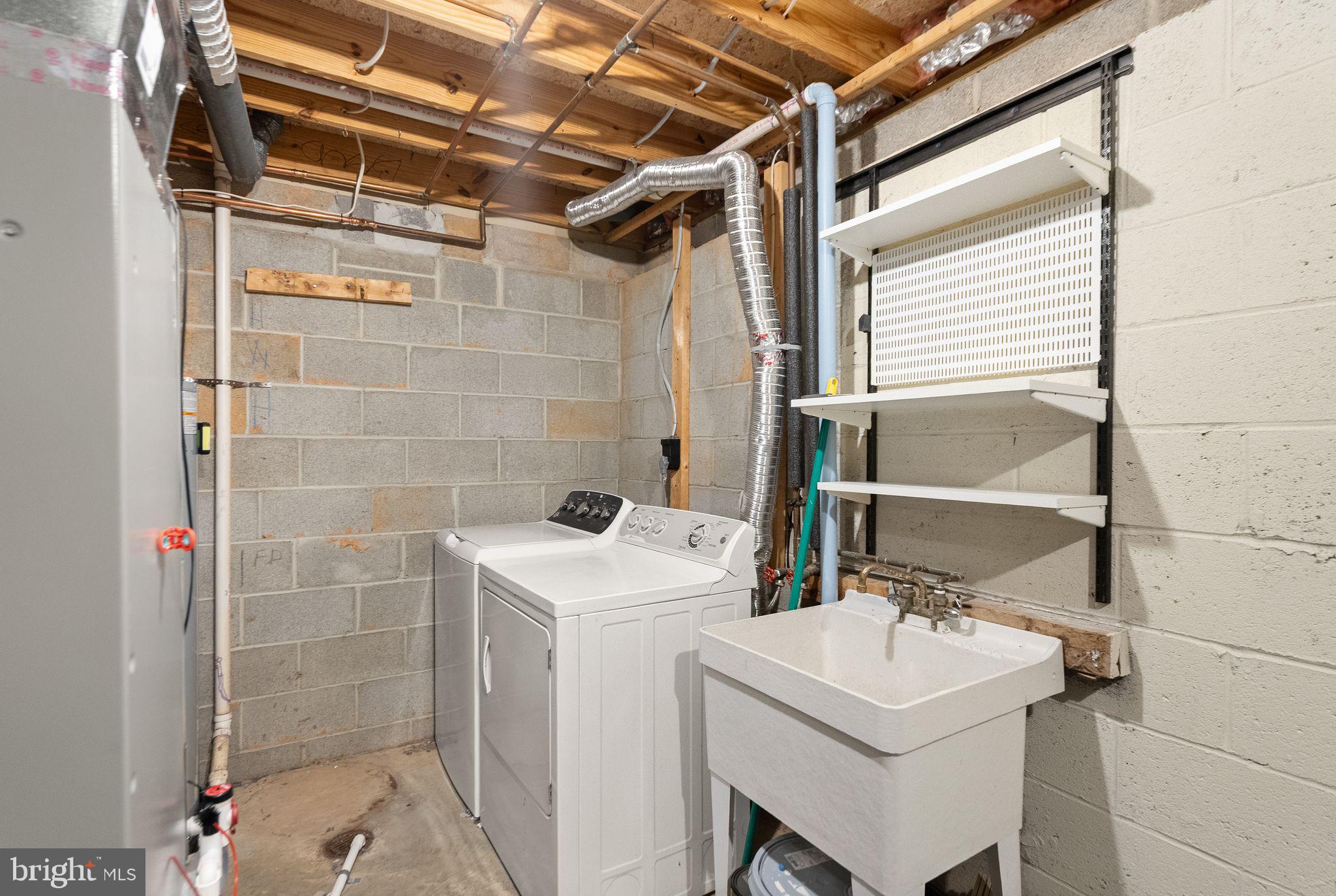 1548 POPLAR GROVE DRIVE