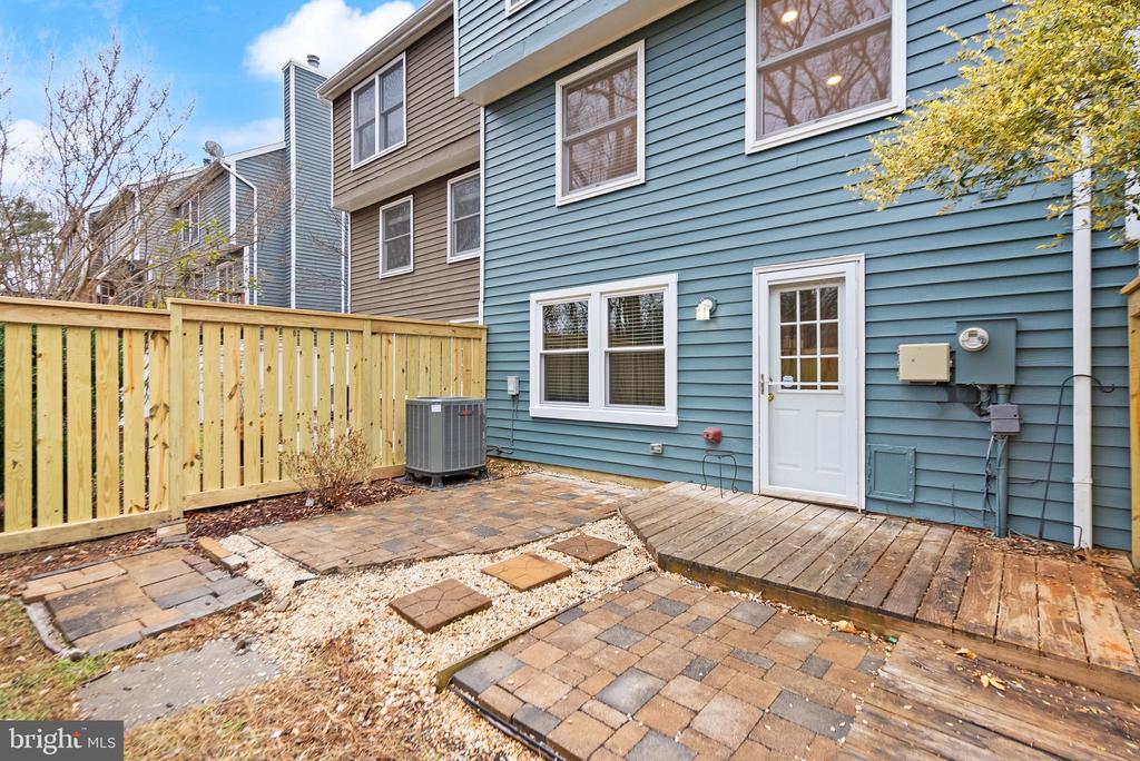 1548 POPLAR GROVE DRIVE