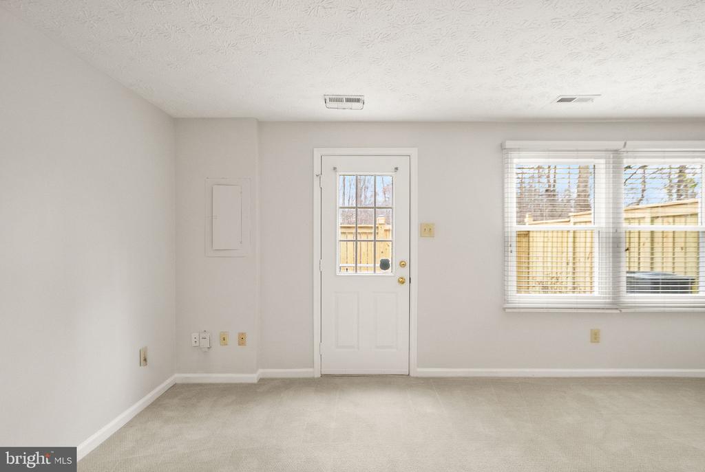 1548 POPLAR GROVE DRIVE