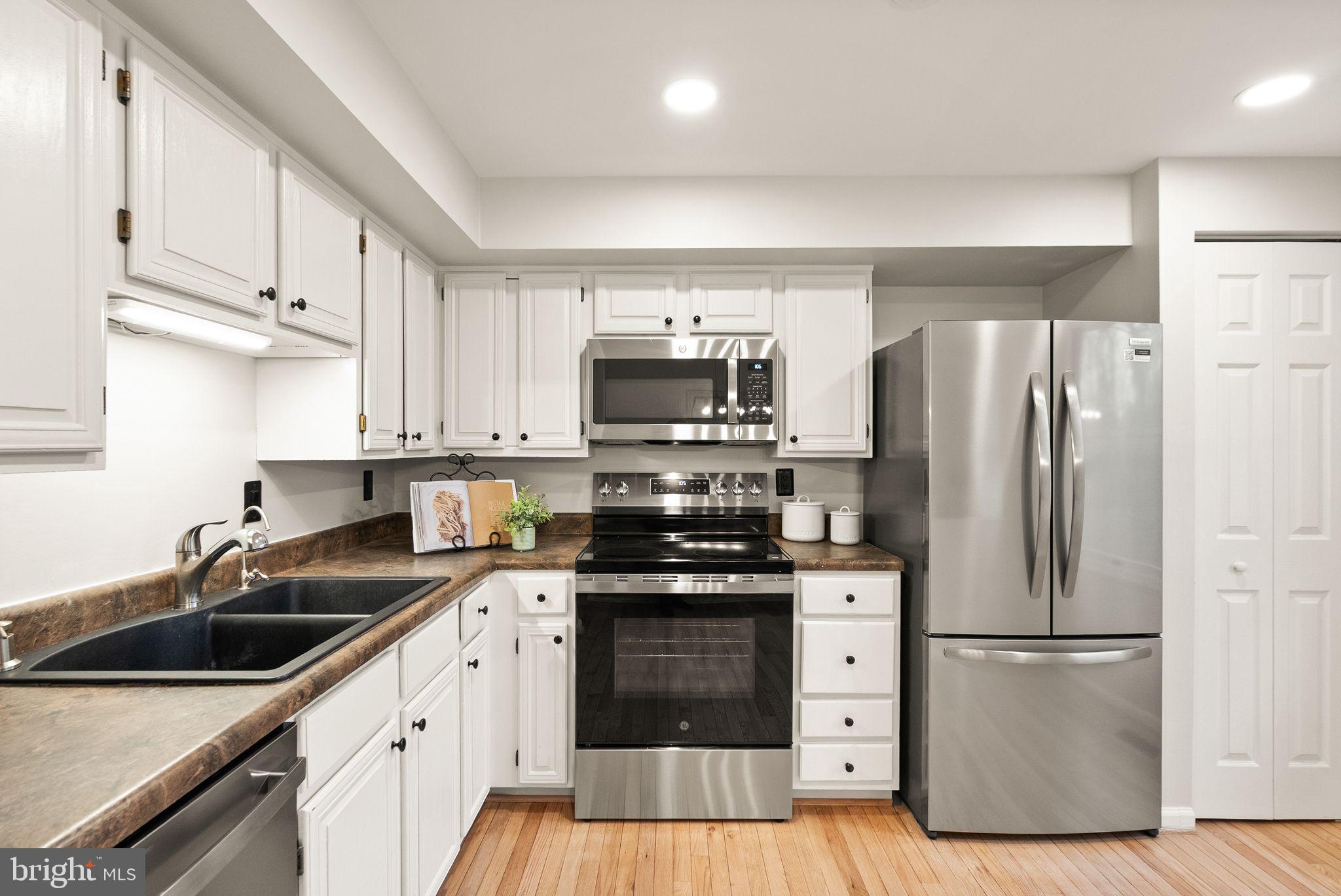 1548 POPLAR GROVE DRIVE