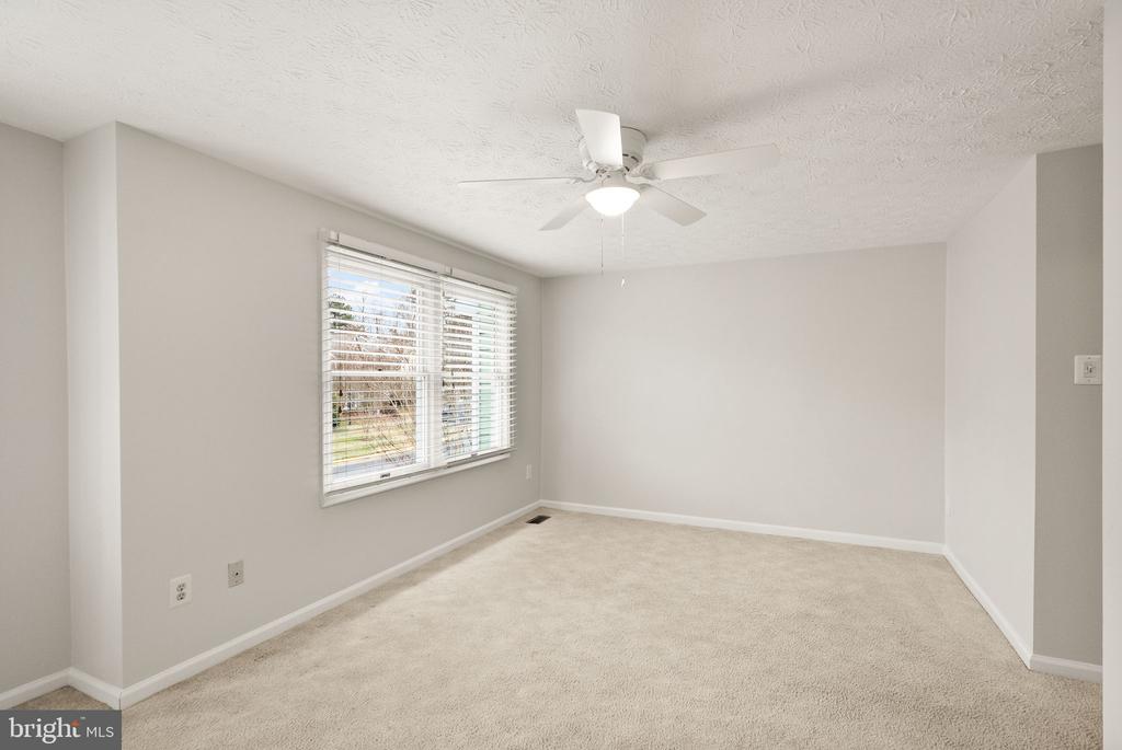 1548 POPLAR GROVE DRIVE