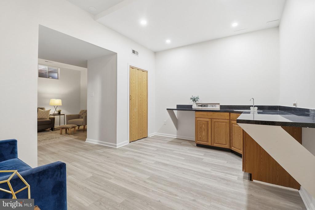 13566 COBRA DRIVE
