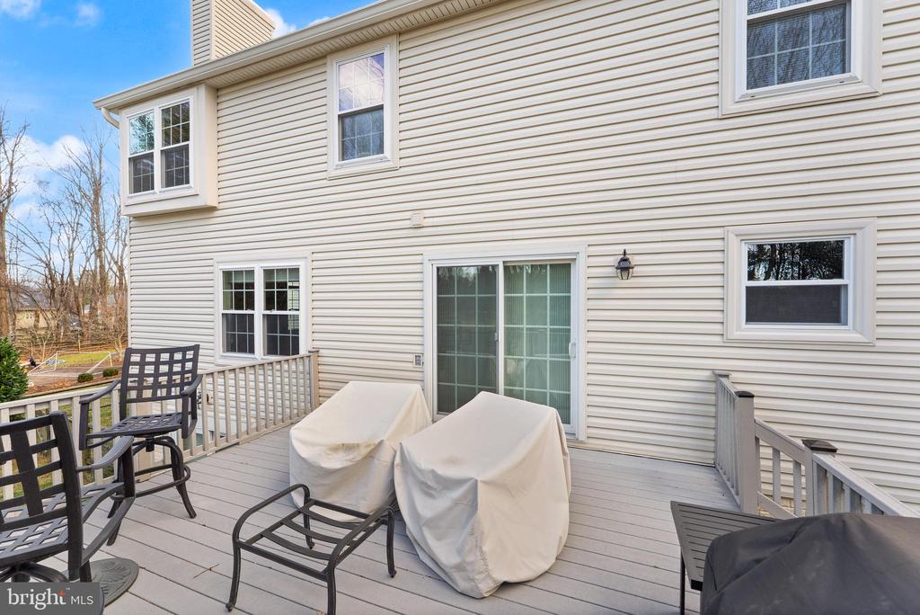 11212 BRADBURY LANE