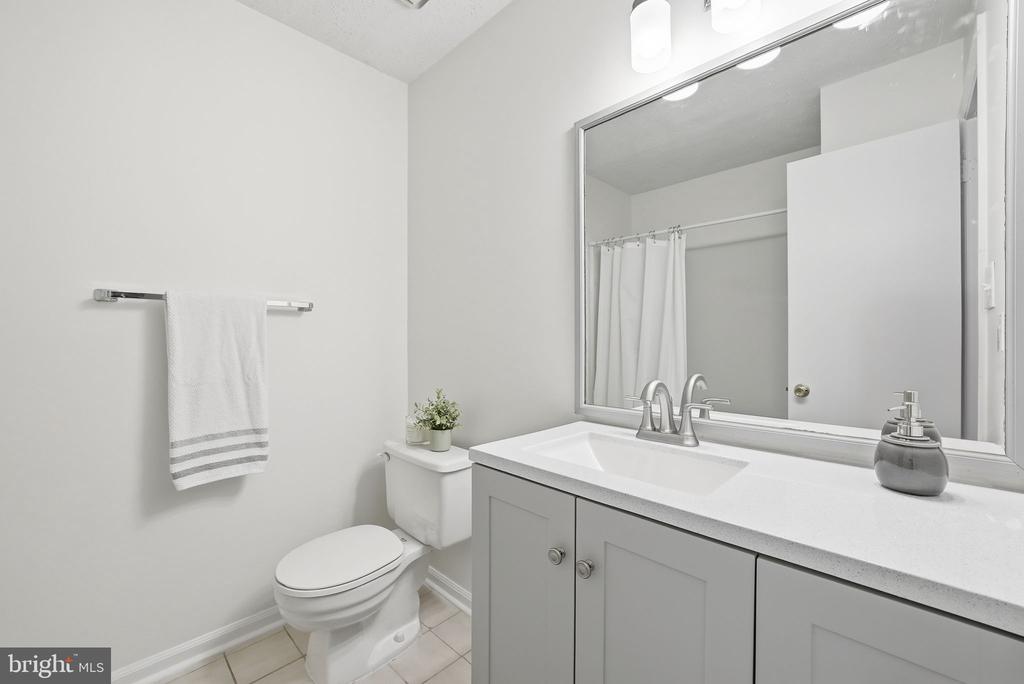 2316 GLADE BANK WAY