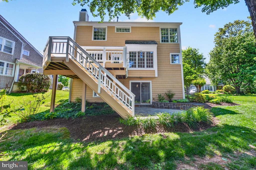 1273 LAMPLIGHTER WAY