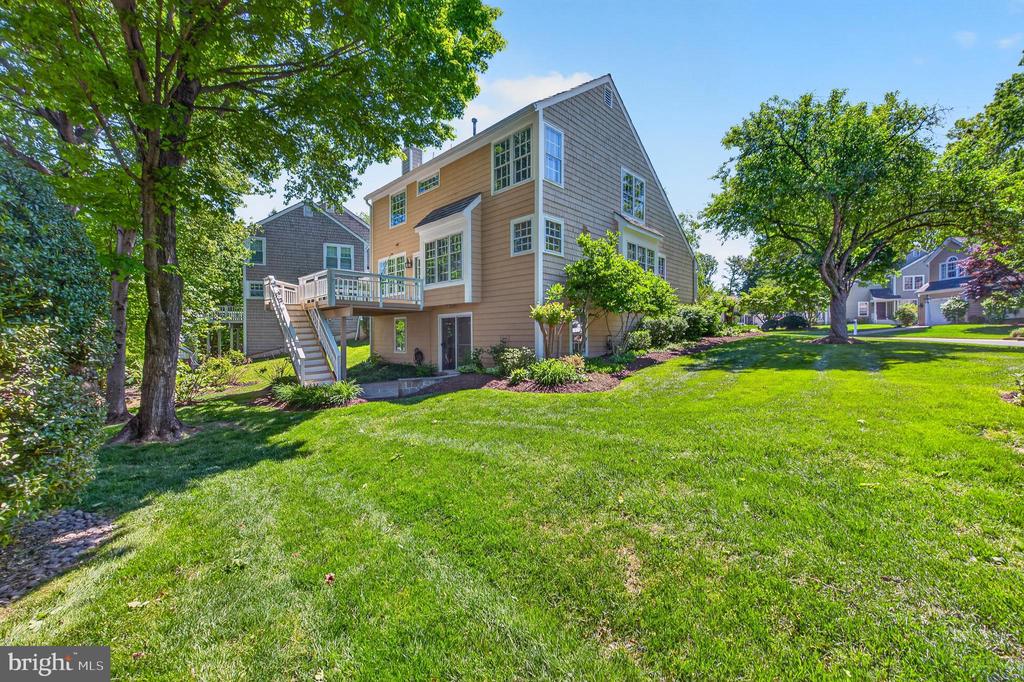 1273 LAMPLIGHTER WAY