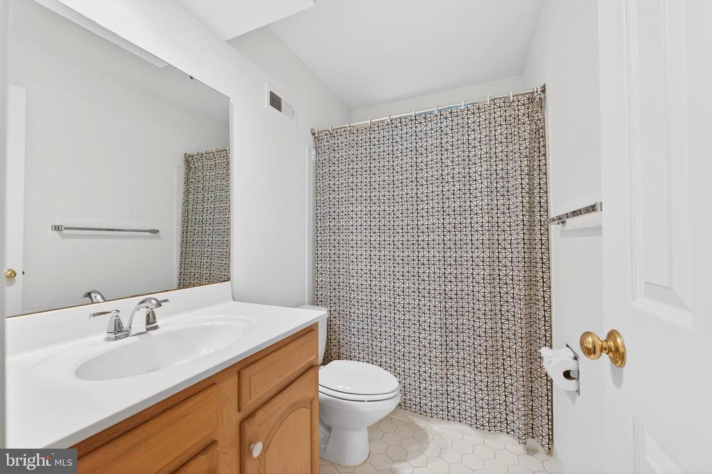 1273 LAMPLIGHTER WAY
