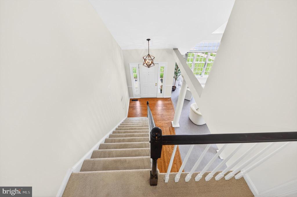 1273 LAMPLIGHTER WAY